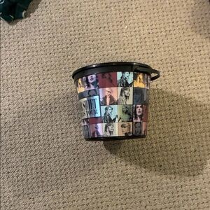Pop Art Style Waste Bin